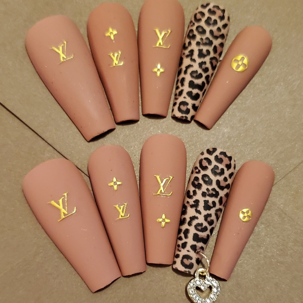 Nails ๐
- Picture 2 of 6